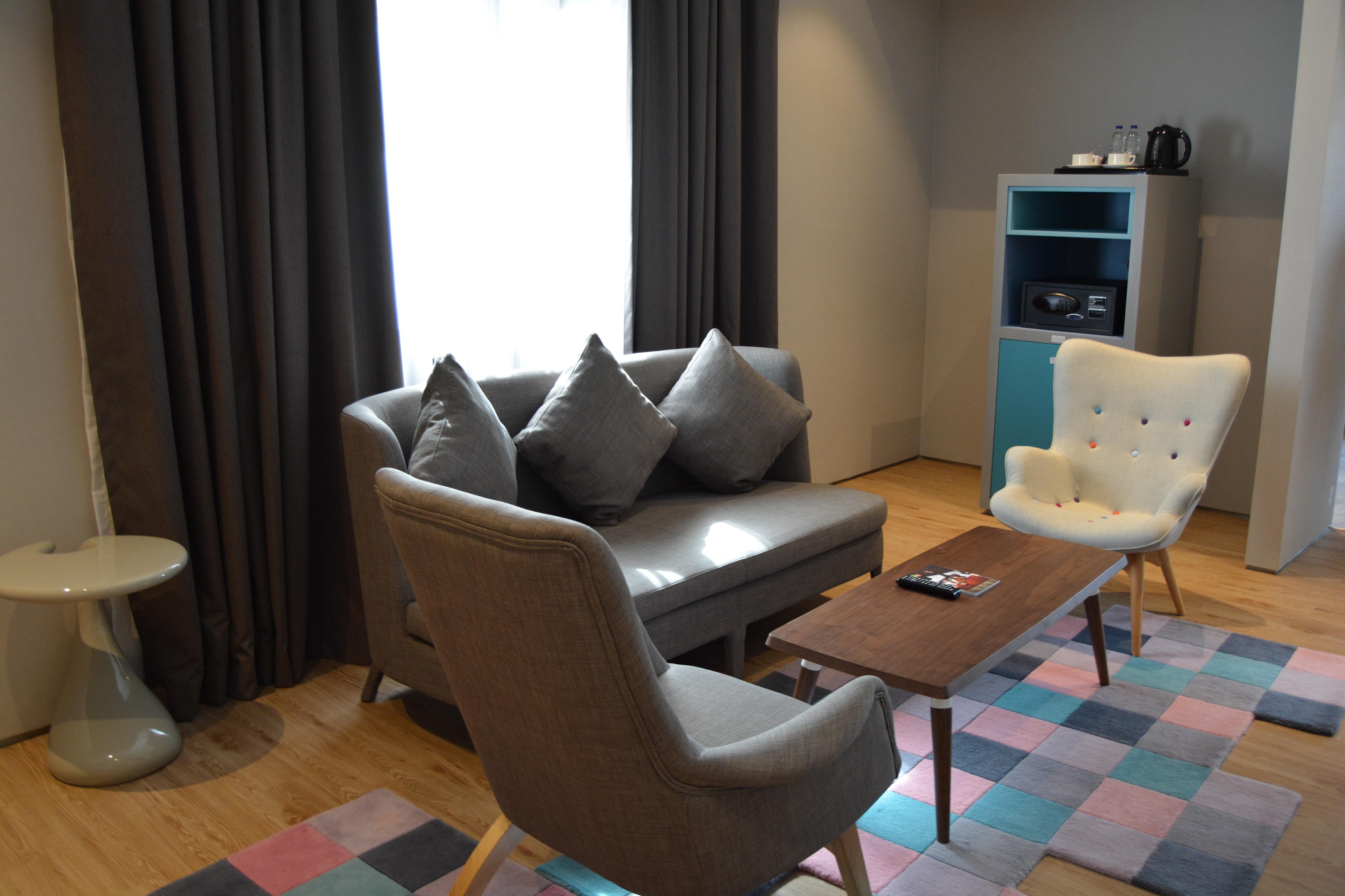 Ibis Styles Dubai Jumeira Exterior photo