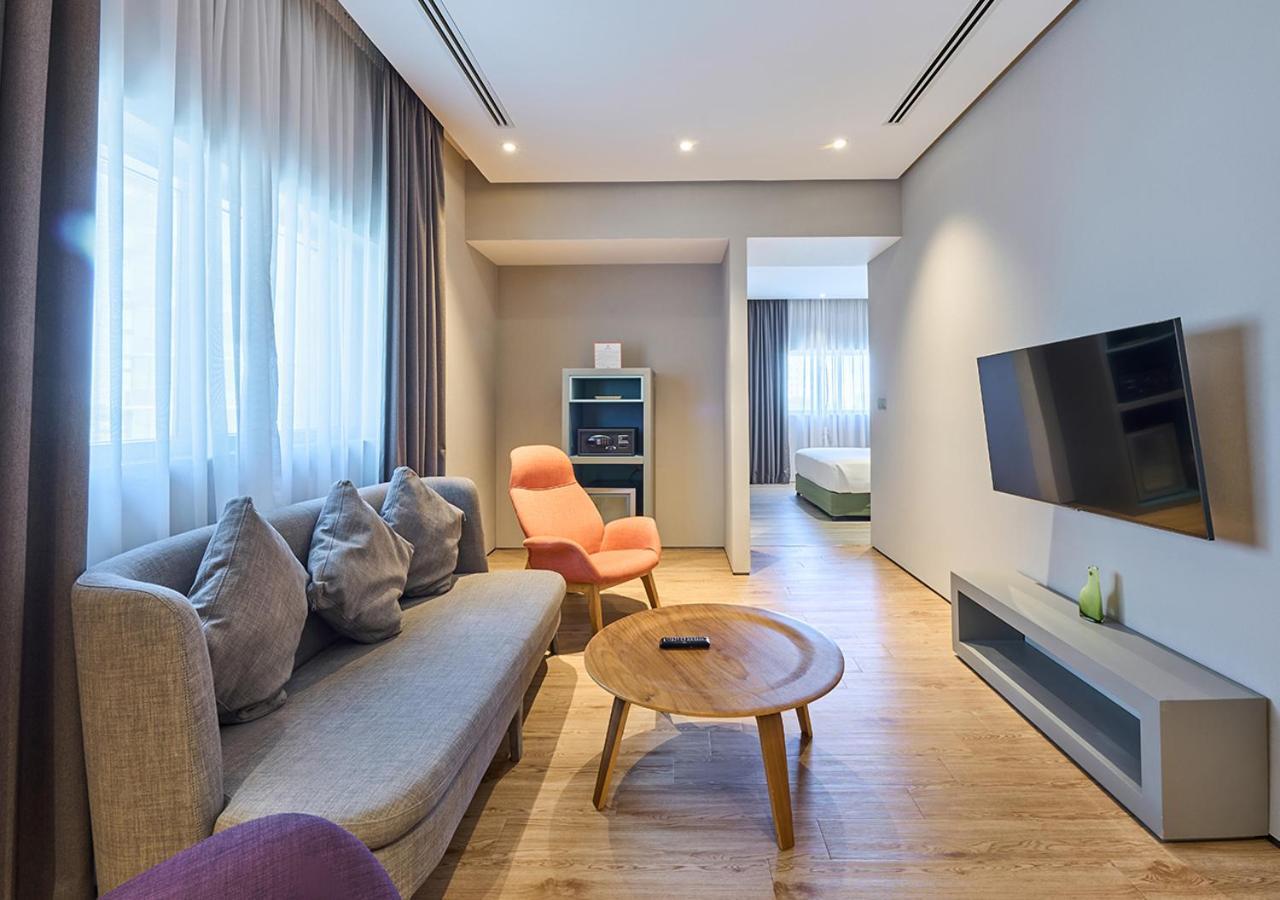 Ibis Styles Dubai Jumeira Exterior photo
